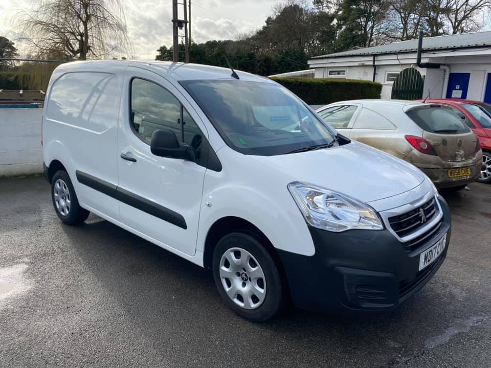 Peugeot Partner MD17 CYC Peugeot Partner MD17 CYC