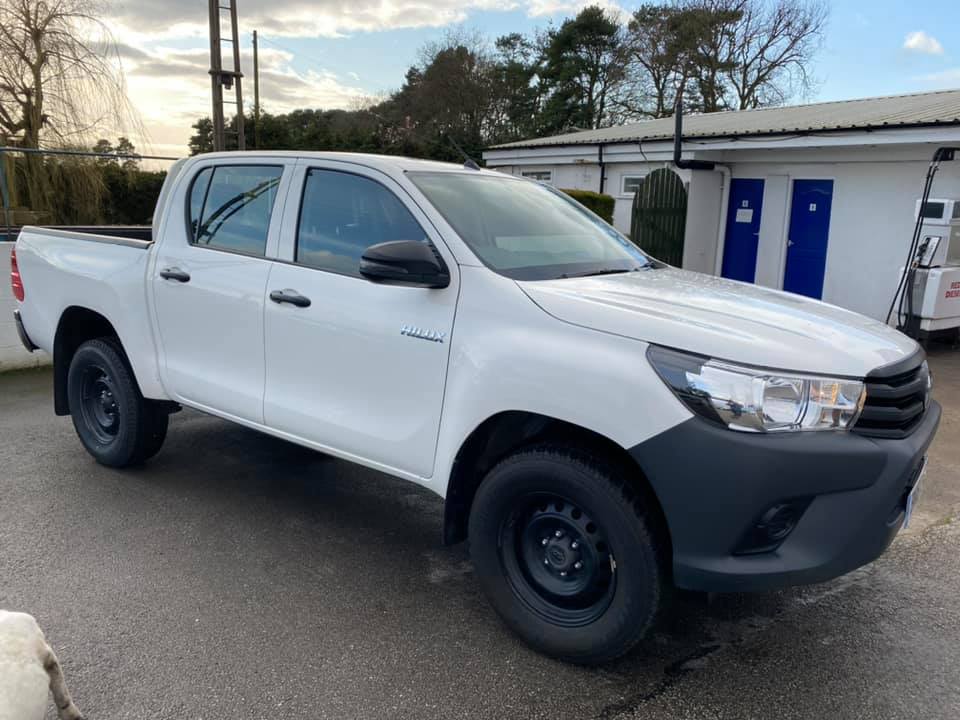 Toyota Hilux BN18 LVE