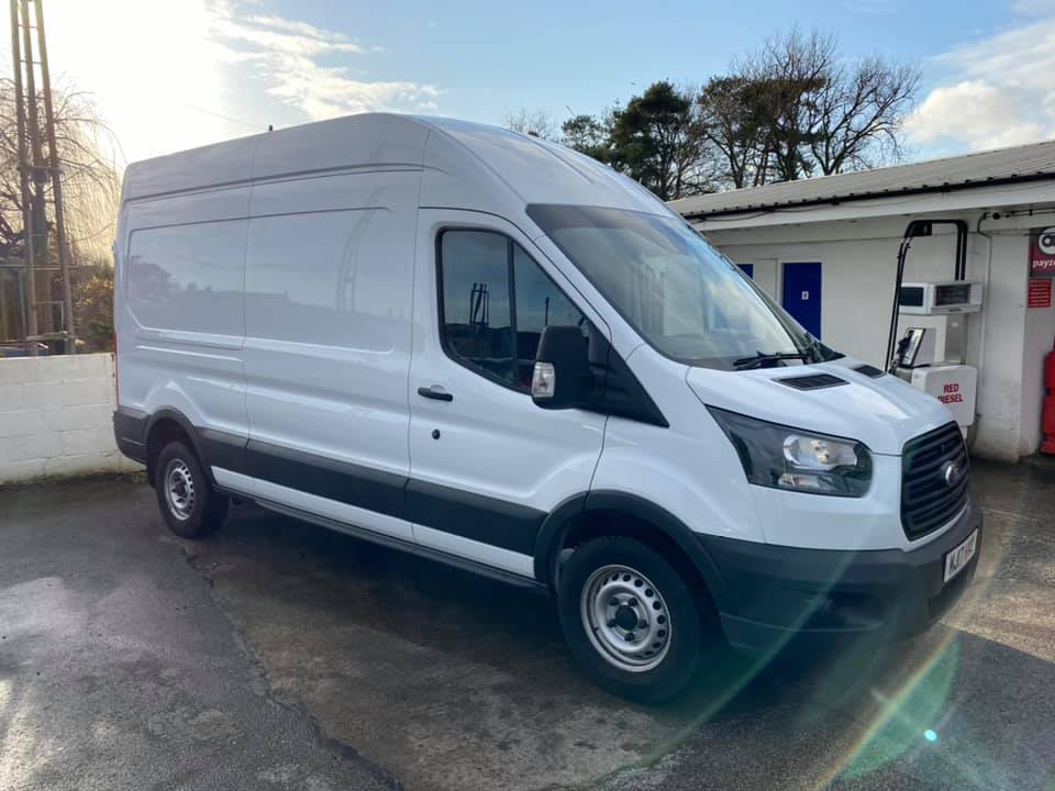 Ford Transit MJ17 HXY