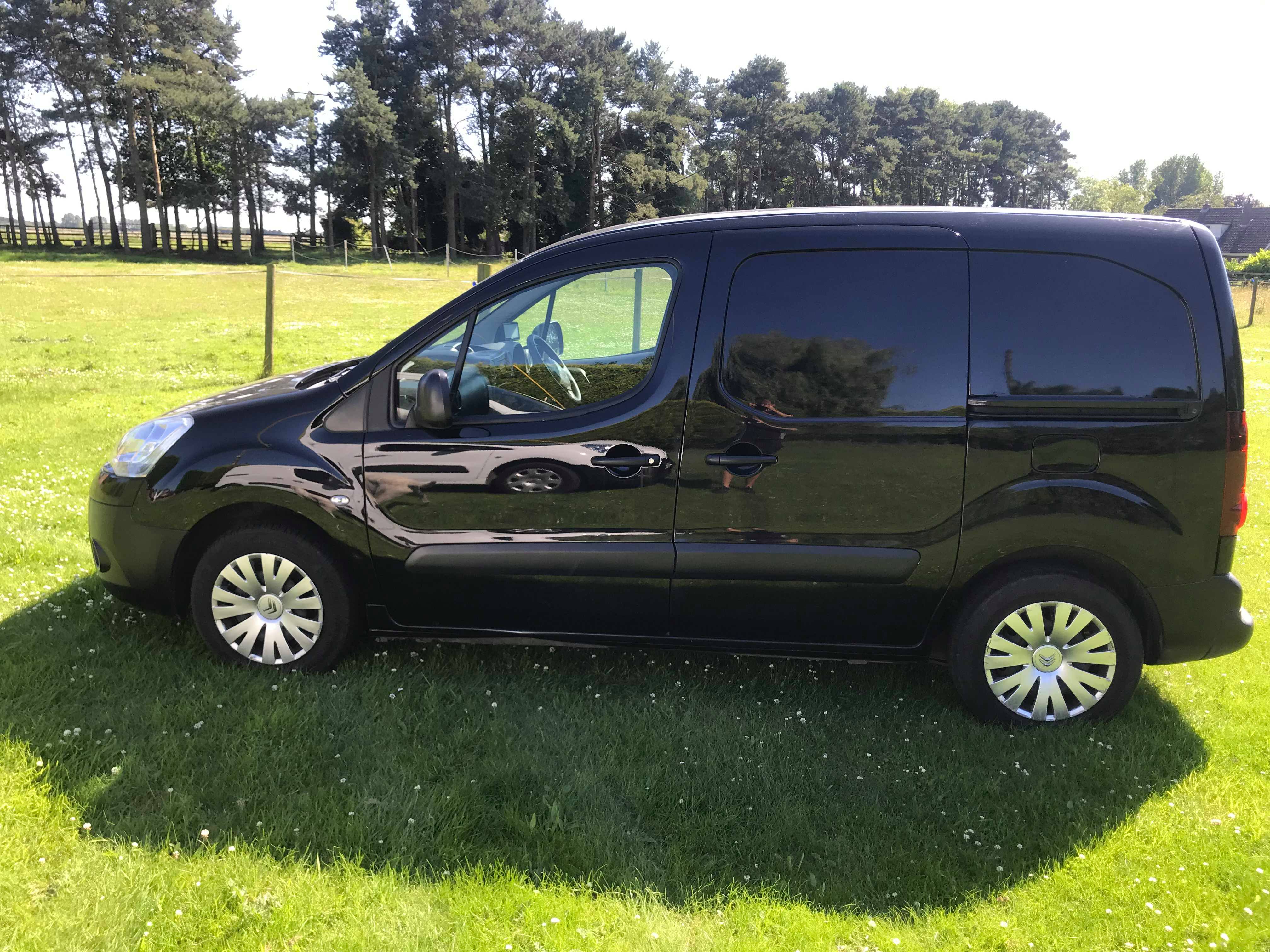 Citroen Berlingo YY15 KVL