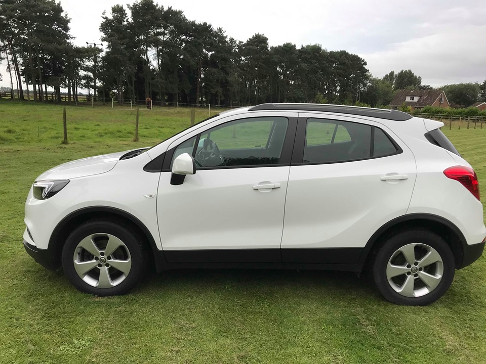 Vauxhall Mokka DN67 EJK