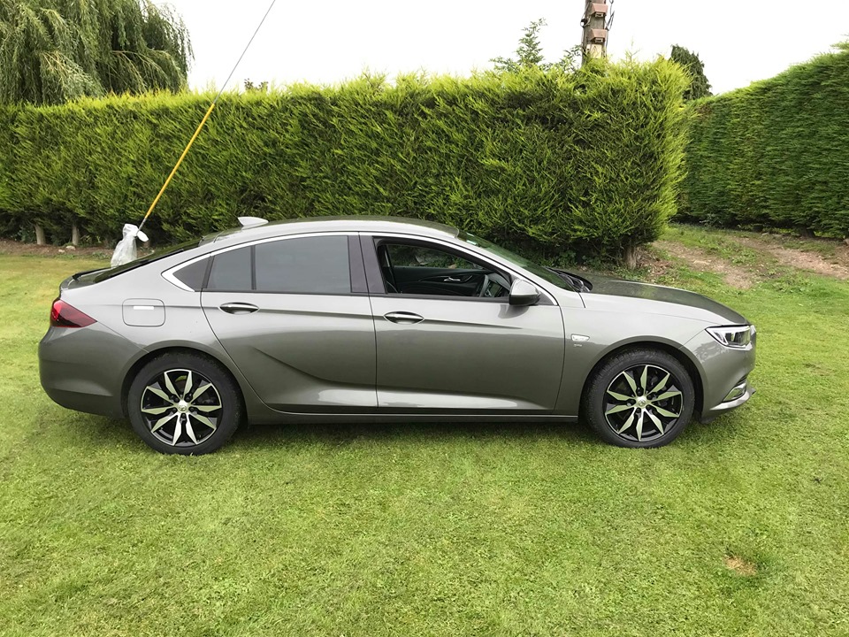 Vauxhall Insignia DN67 EHU