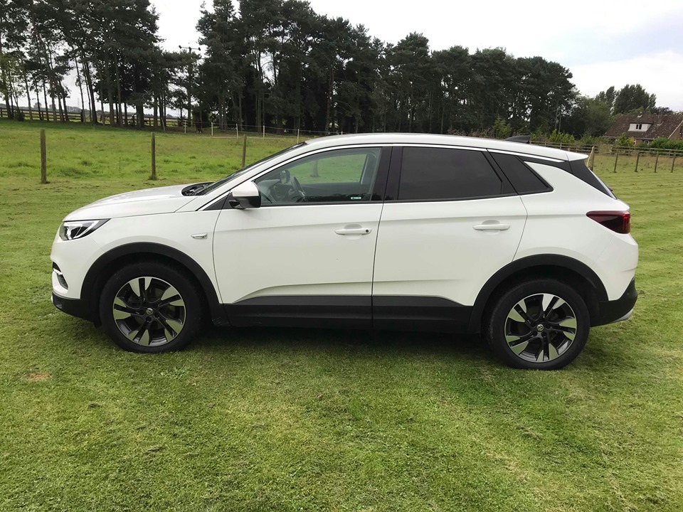 Vauxhall Grandland X DU18 BYV