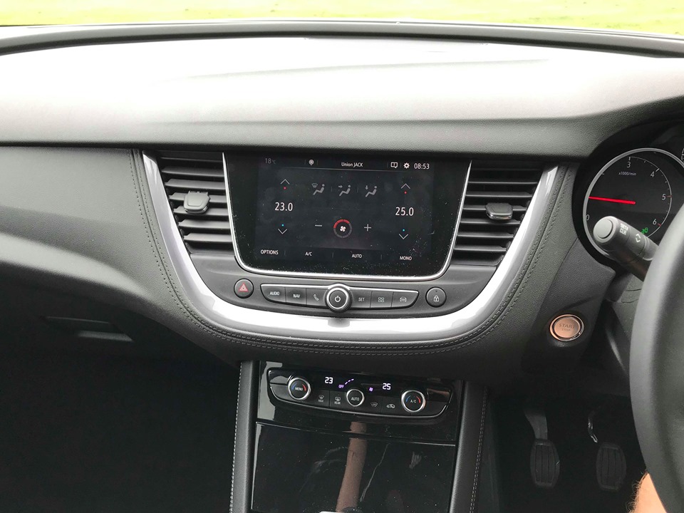 Vauxhall Grandland X DU18 BYV