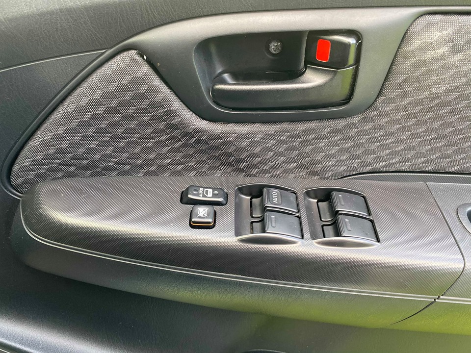 Toyota Hilux BG65 GKX Toyota Hilux BG65 GKX