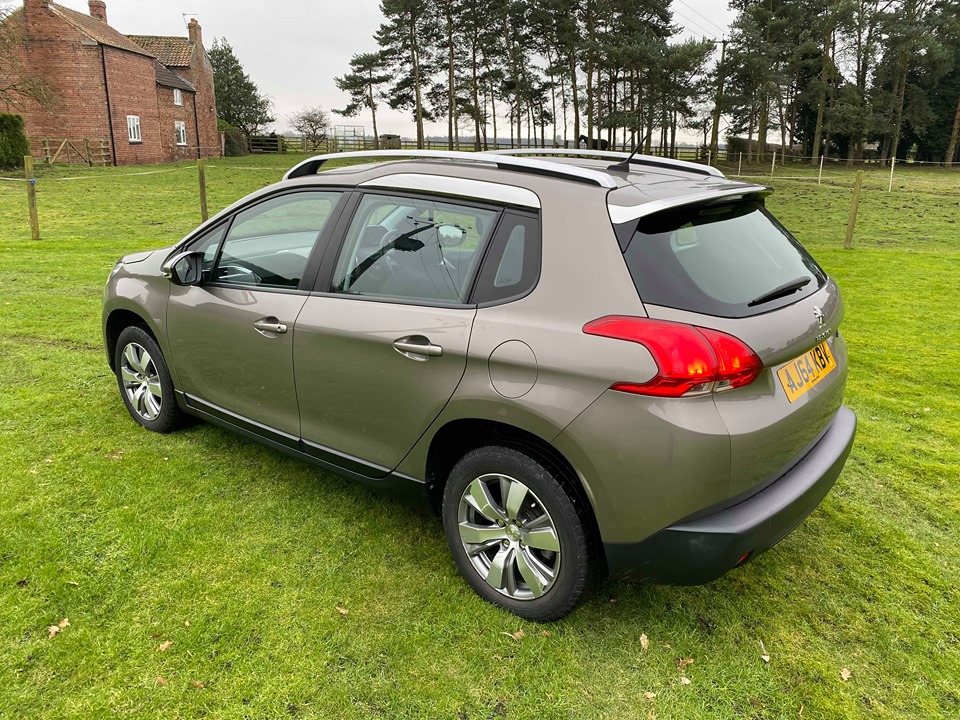 Peugeot 2008 AJ64 KBV