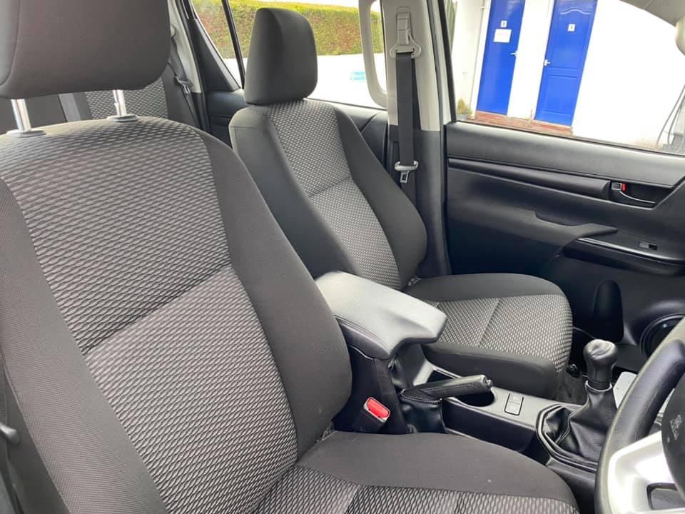 Toyota Hilux BN18 LVE Toyota Hilux BN18 LVE