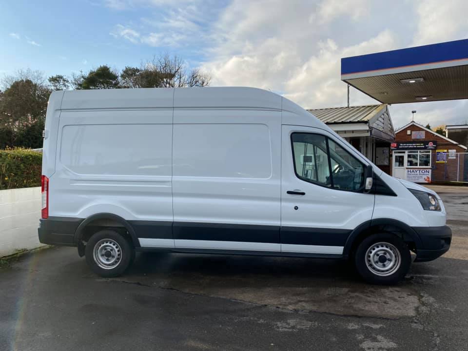 Ford Transit MJ17 HXY