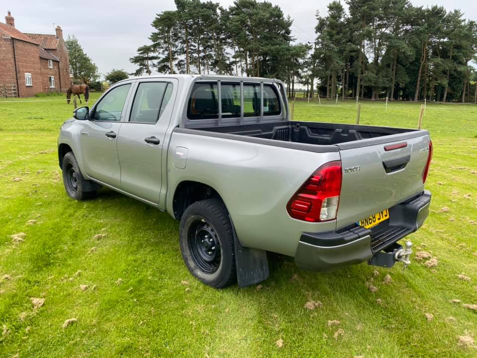 Toyota Hilux BN68 JYJ