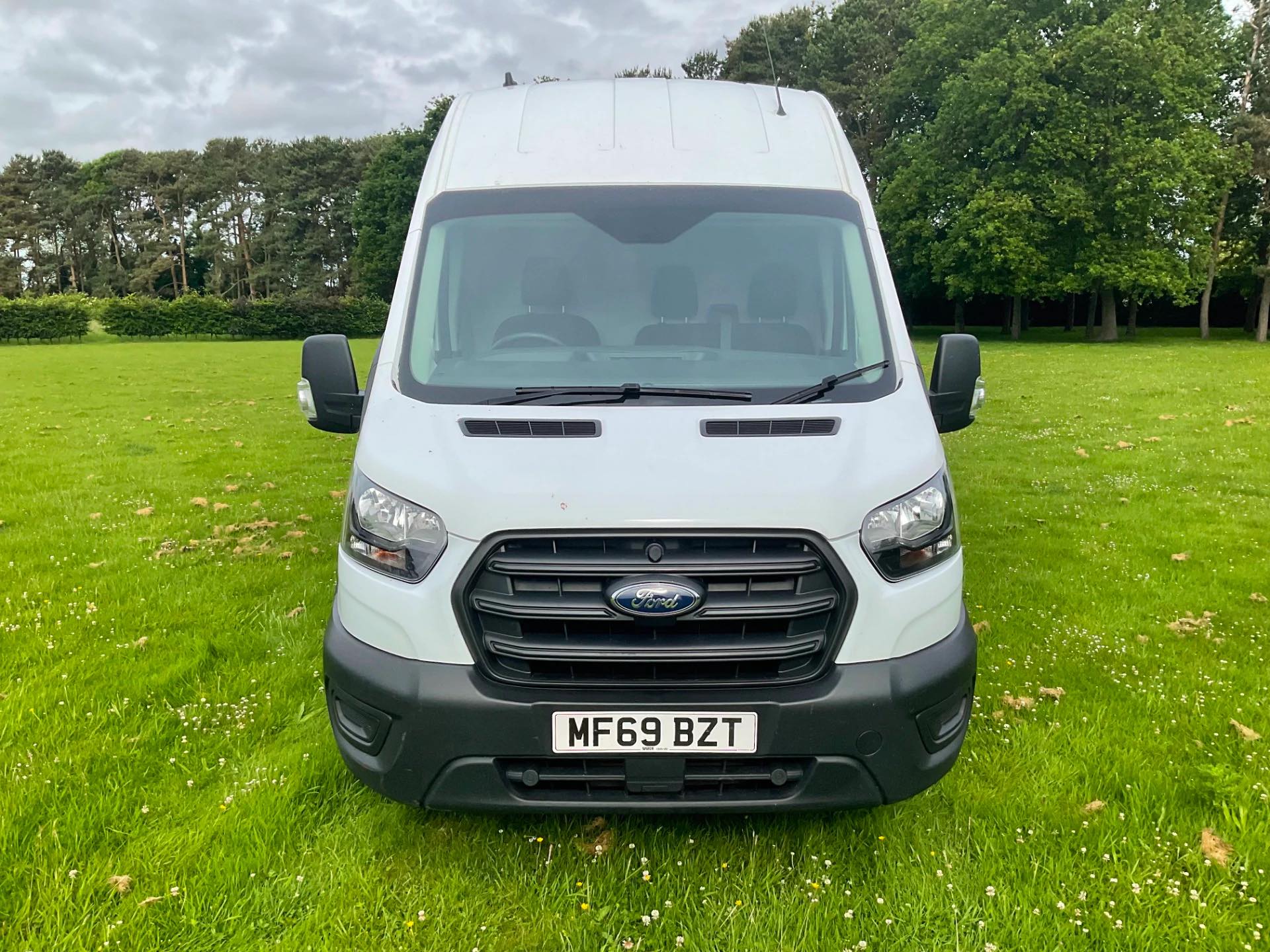 Ford Transit MF69 BZT