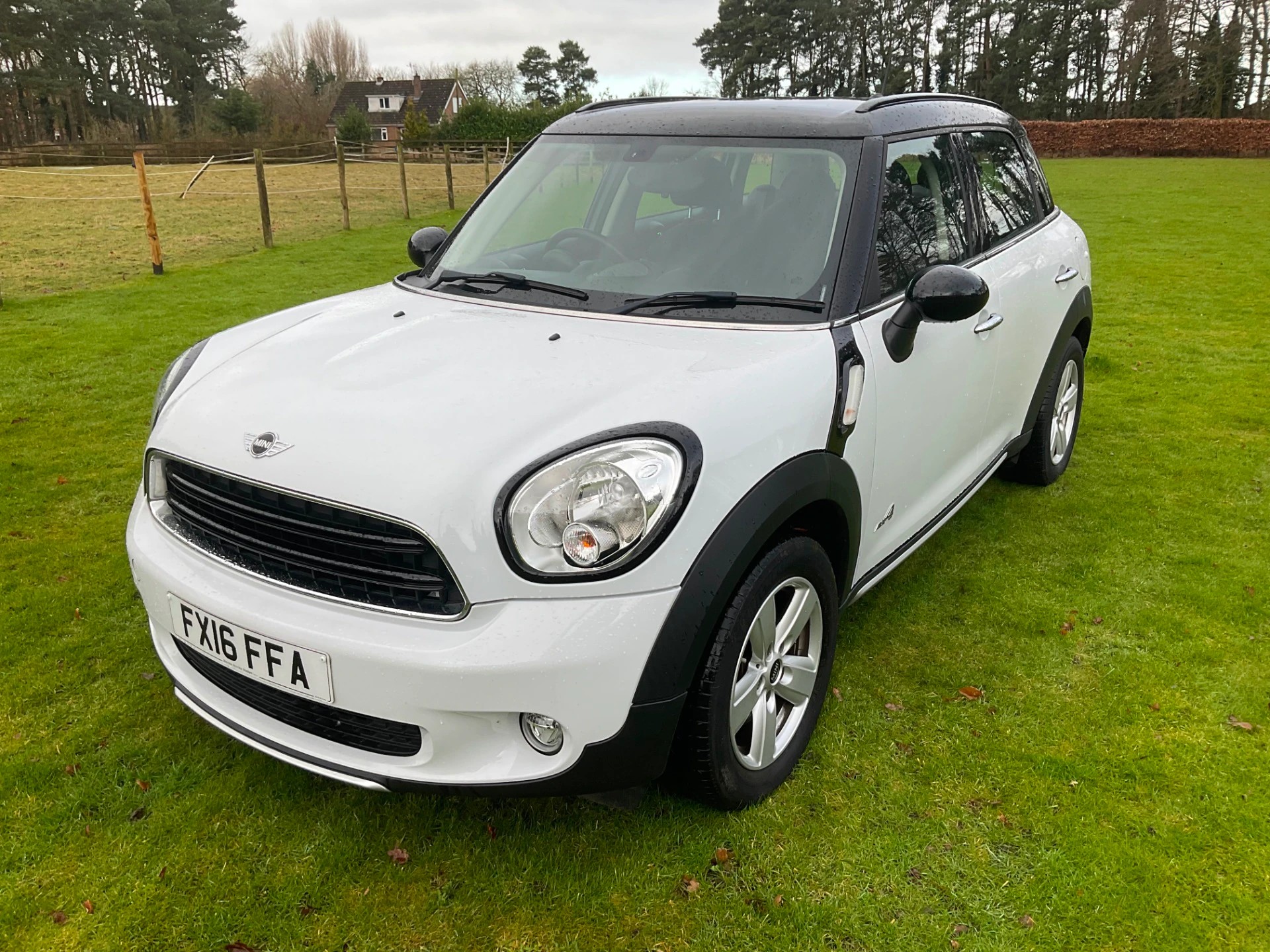 Mini Countryman FX16FFA