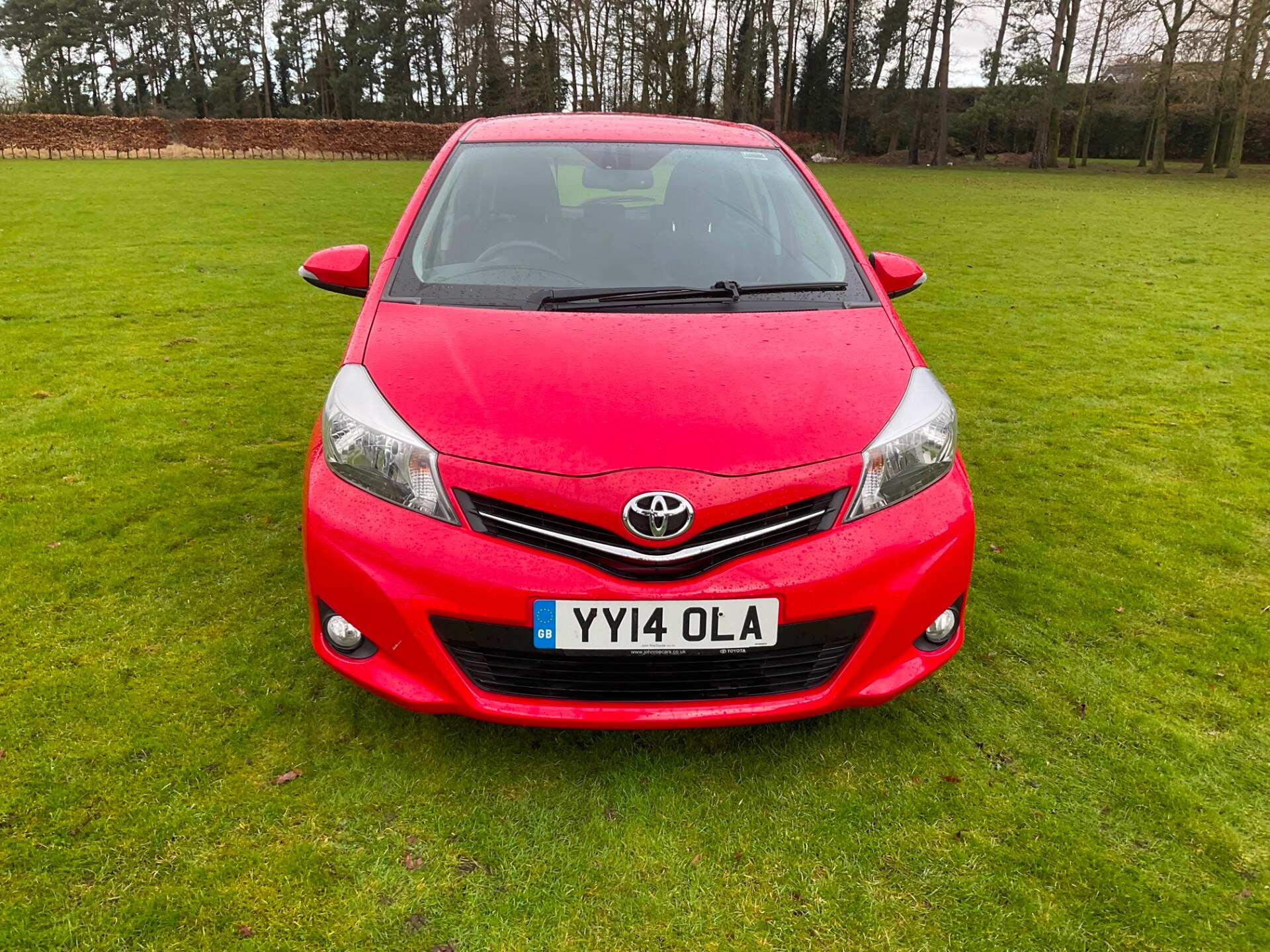 Toyota Yaris YY14OLA