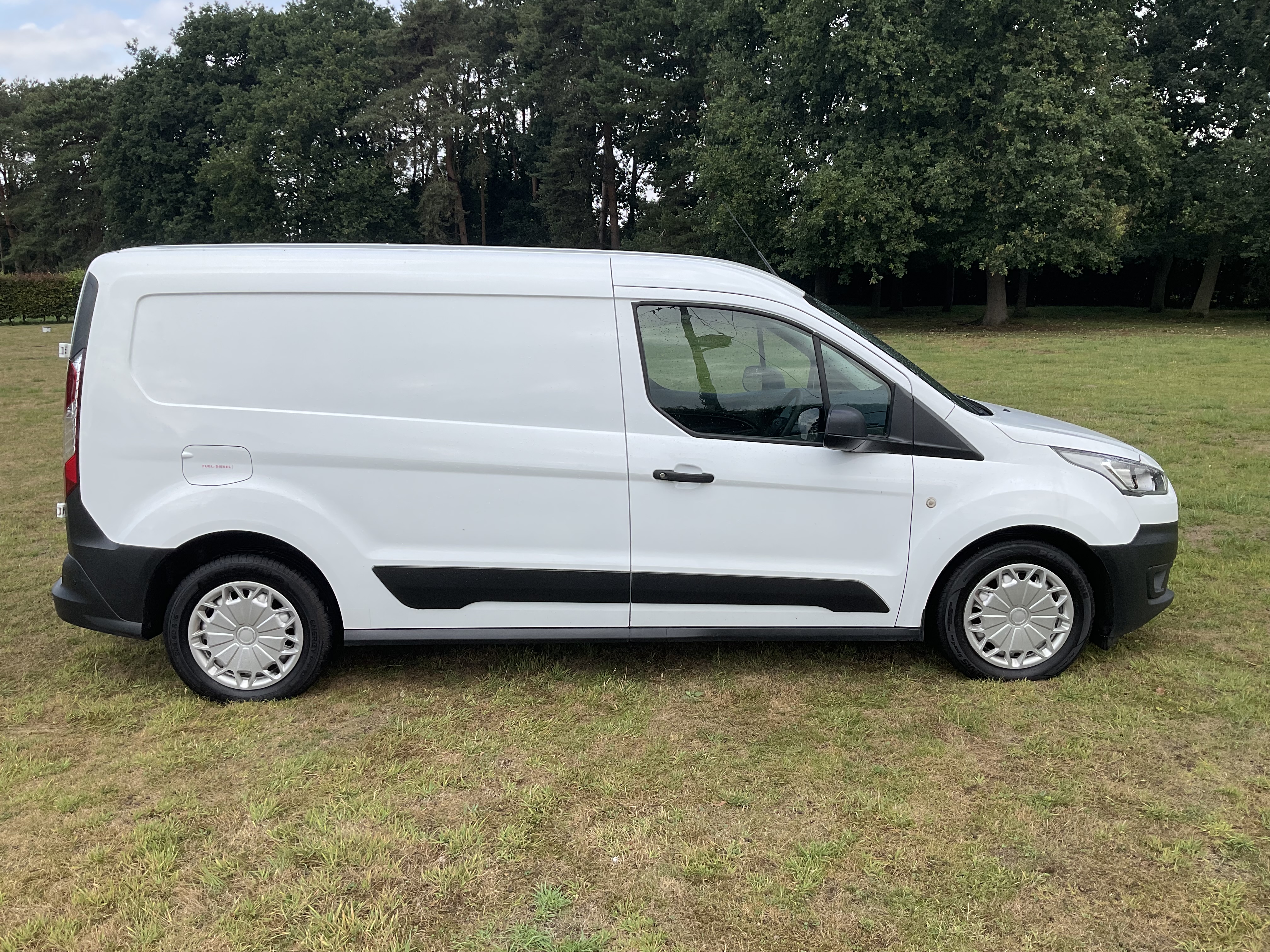 Ford Transit Connect MD68DSZ