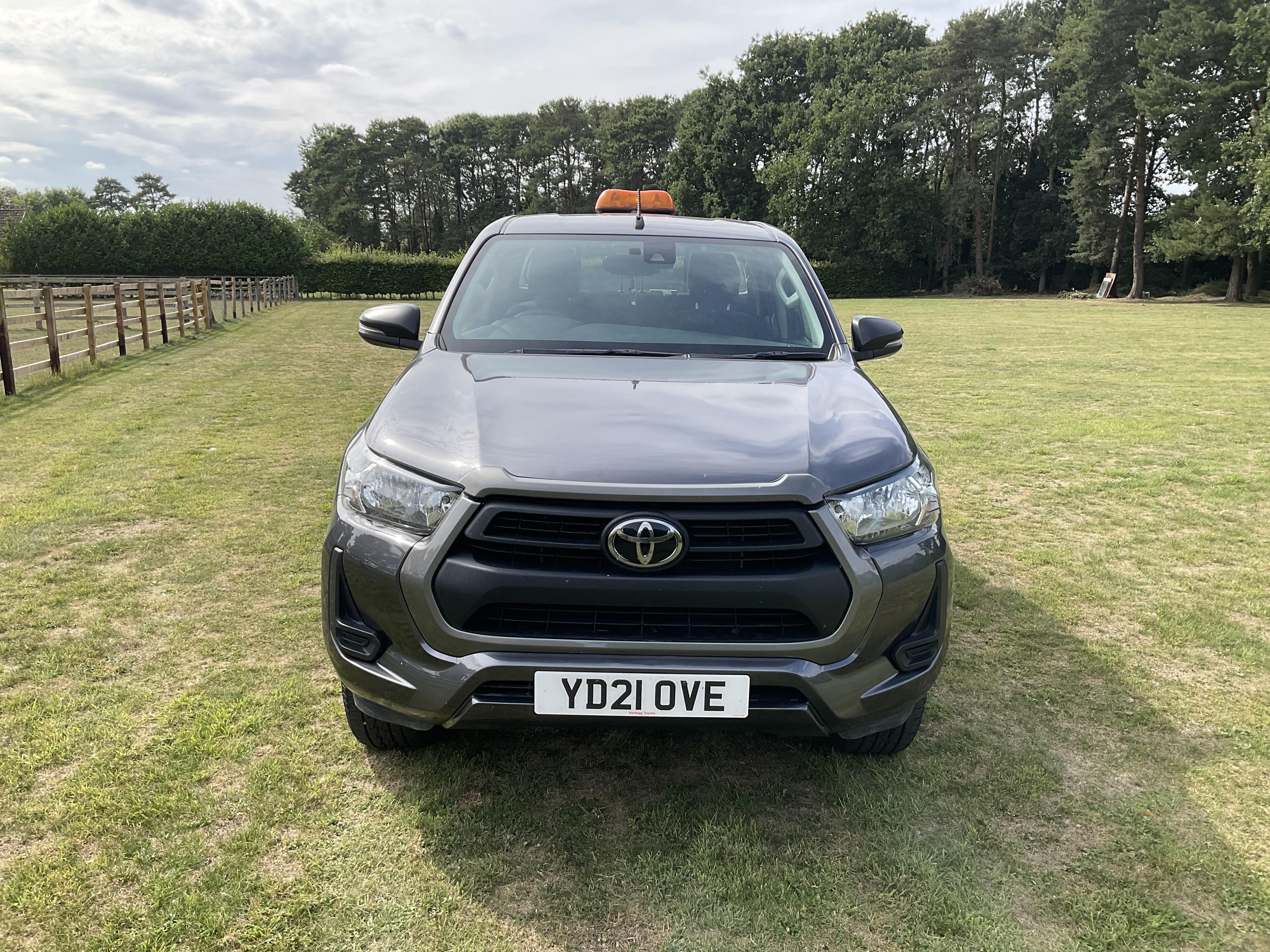 Toyota Hilux YD21 OVE