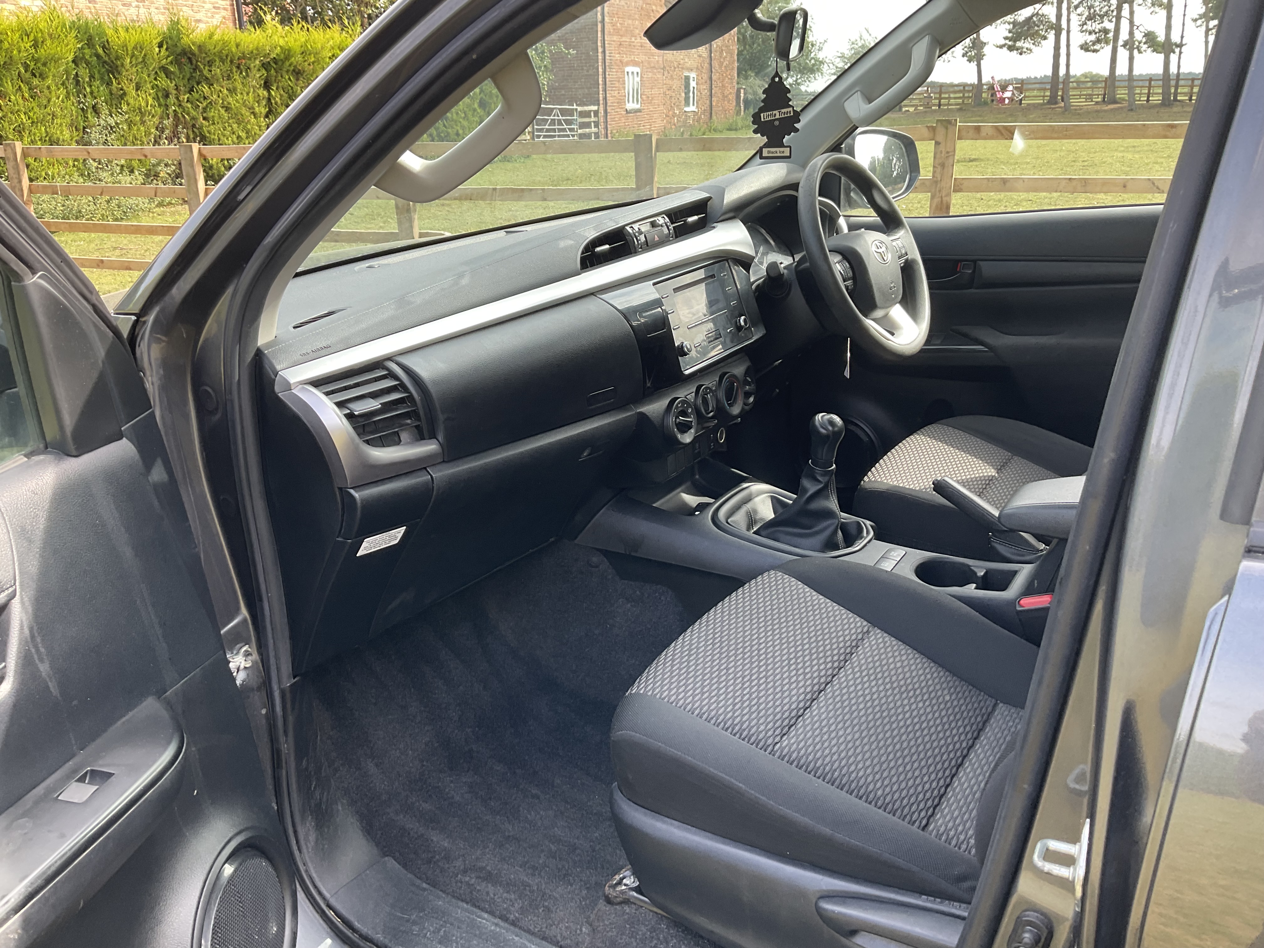 Toyota Hilux YD21 OVE