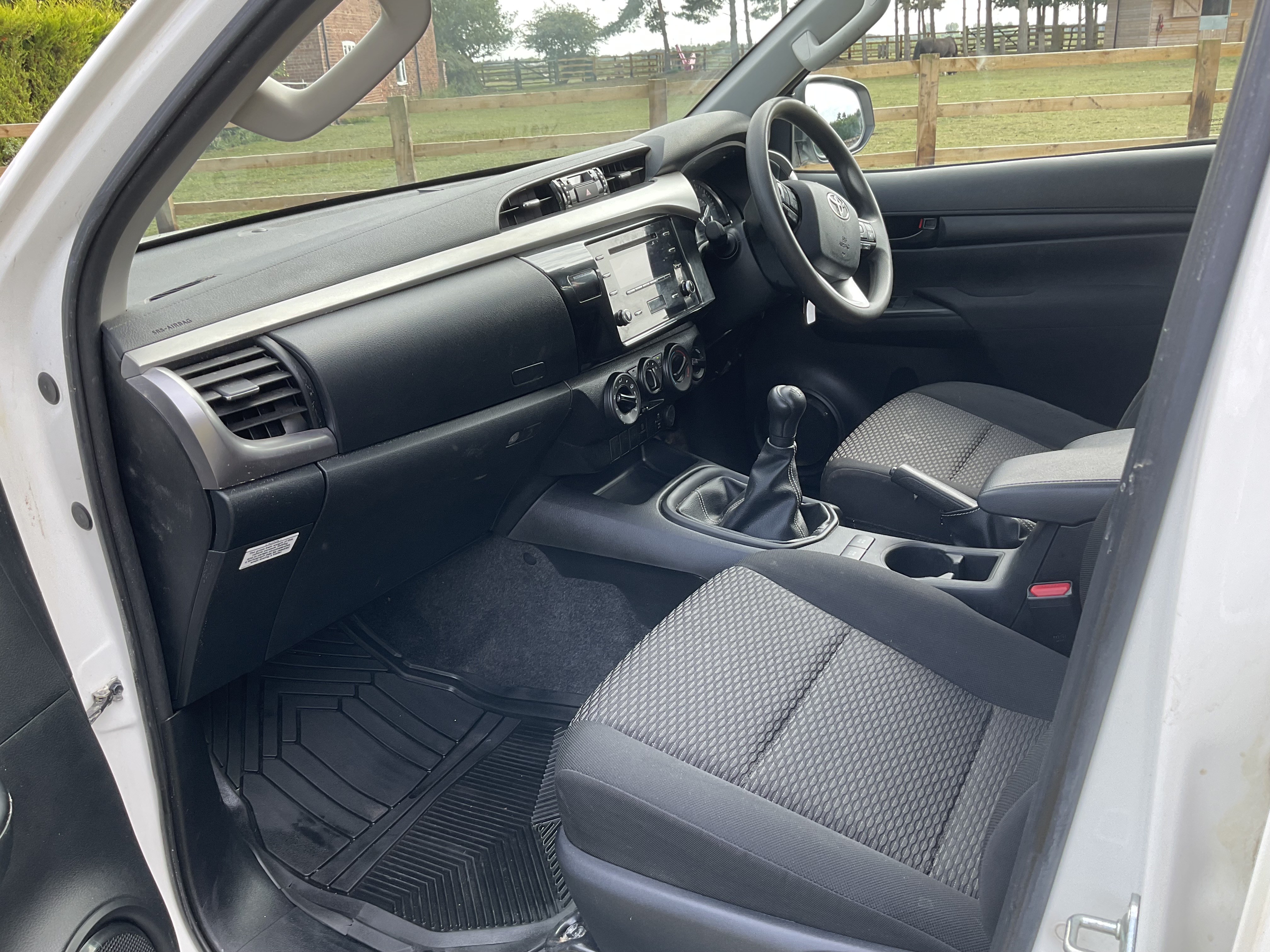 Toyota Hilux YD21 OTW