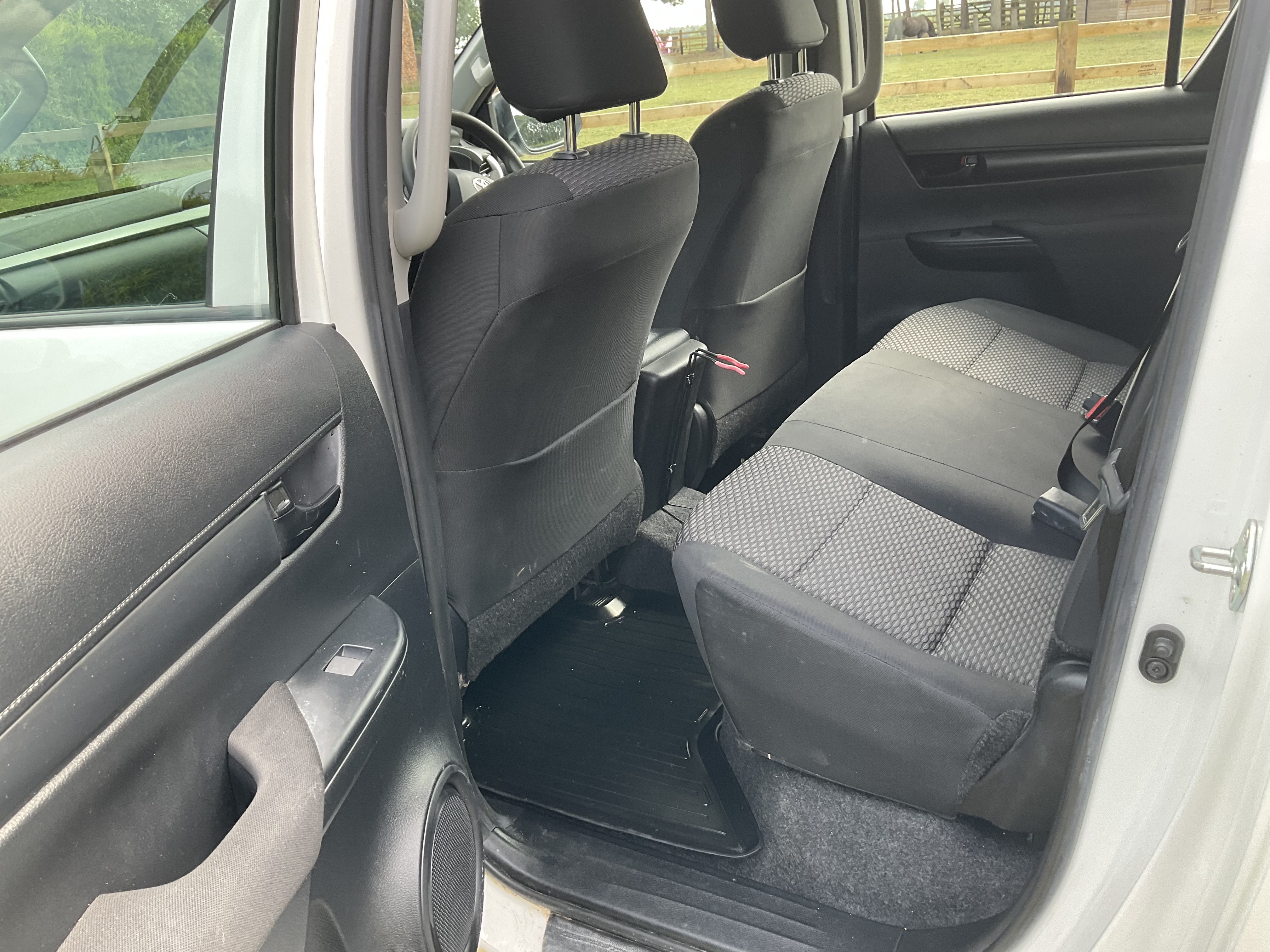 Toyota Hilux YD21 OTW