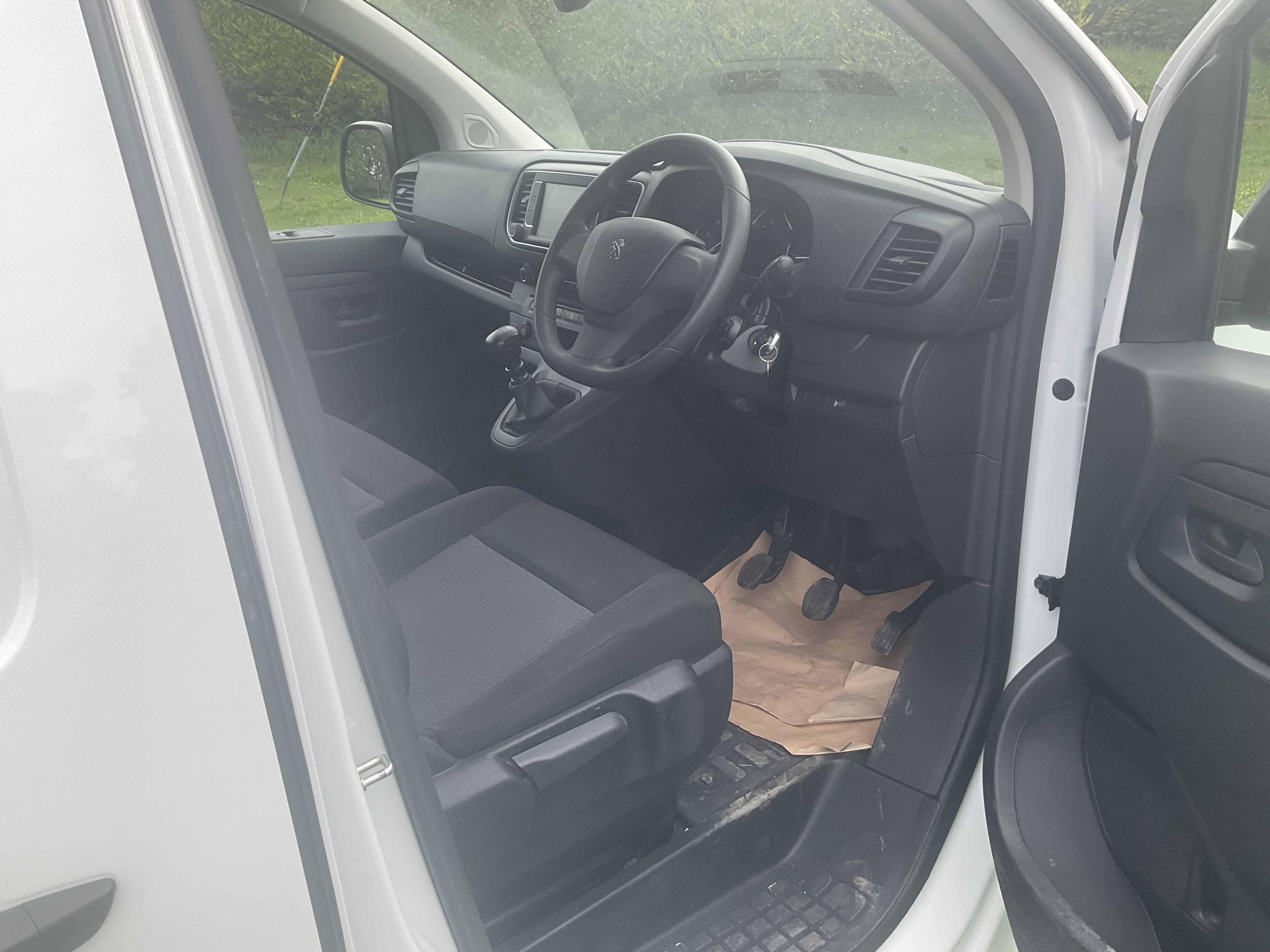 Peugeot Expert MT73WFB