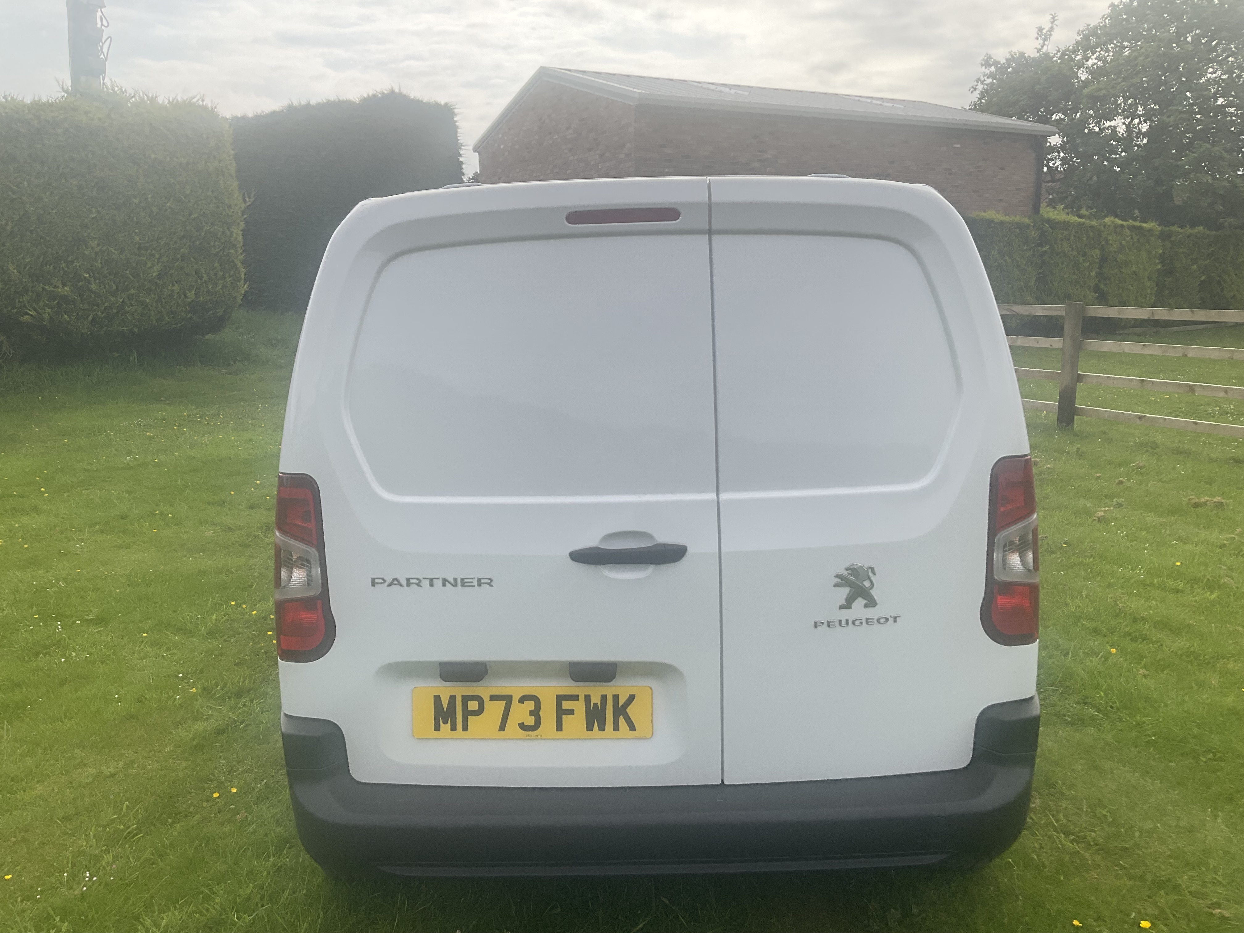Peugeot Partner MP73 FWK