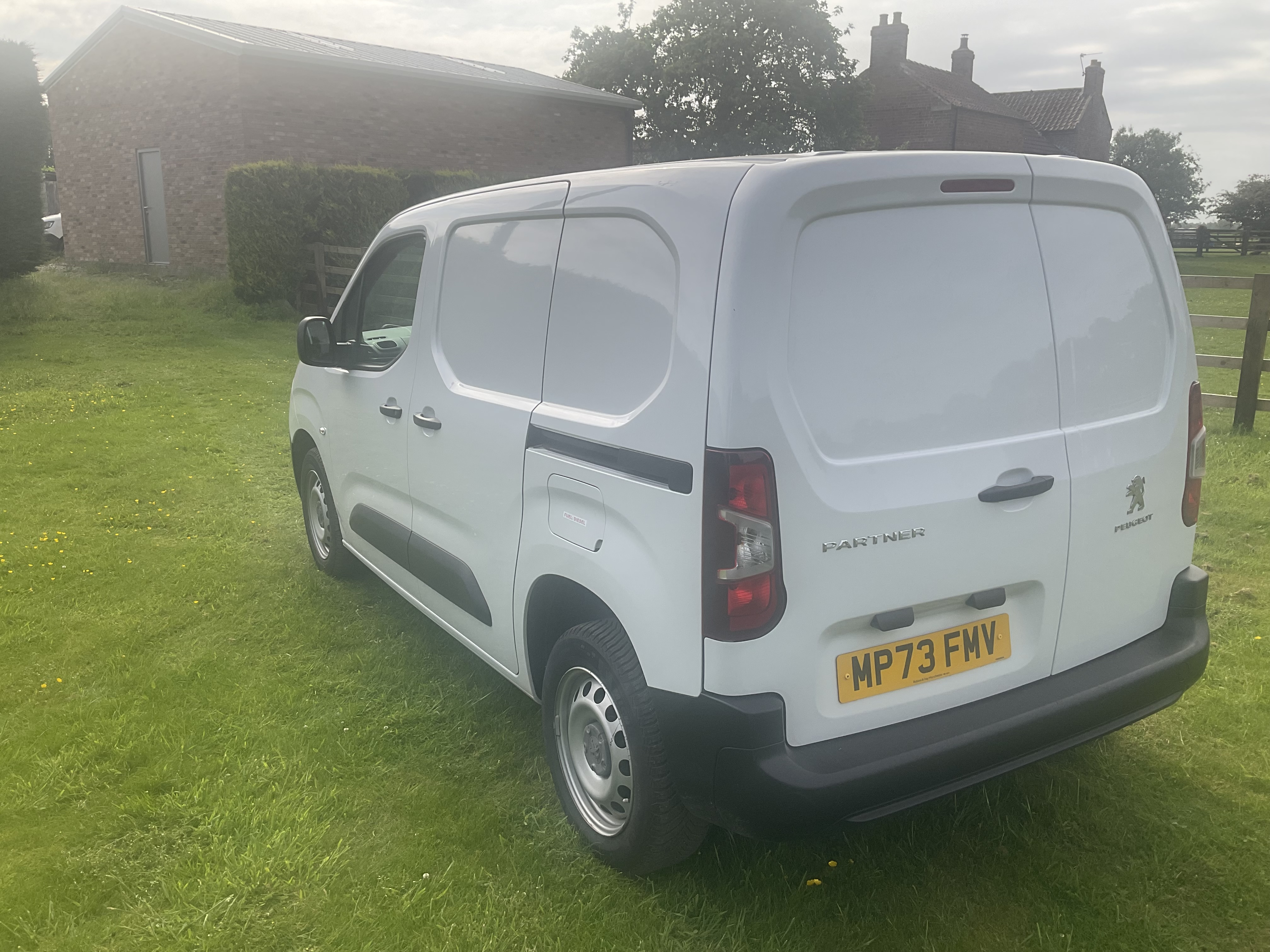 Peugeot Partner MP73 FMV