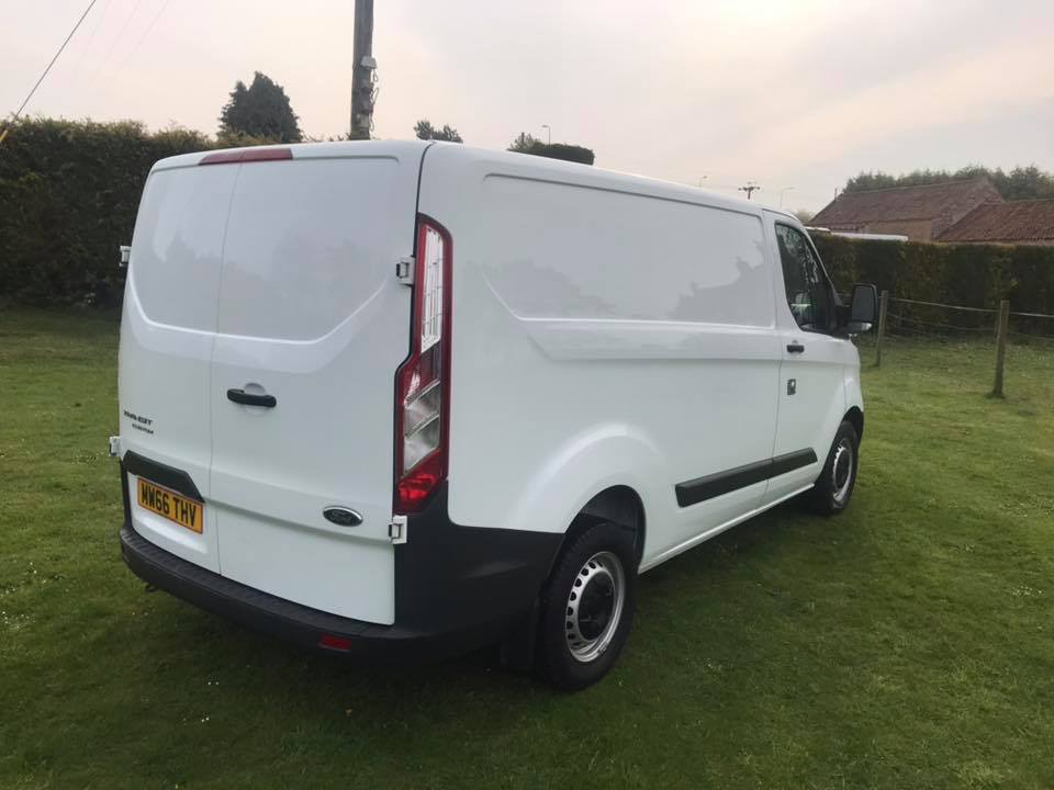 Ford Transit Custom MW66THV