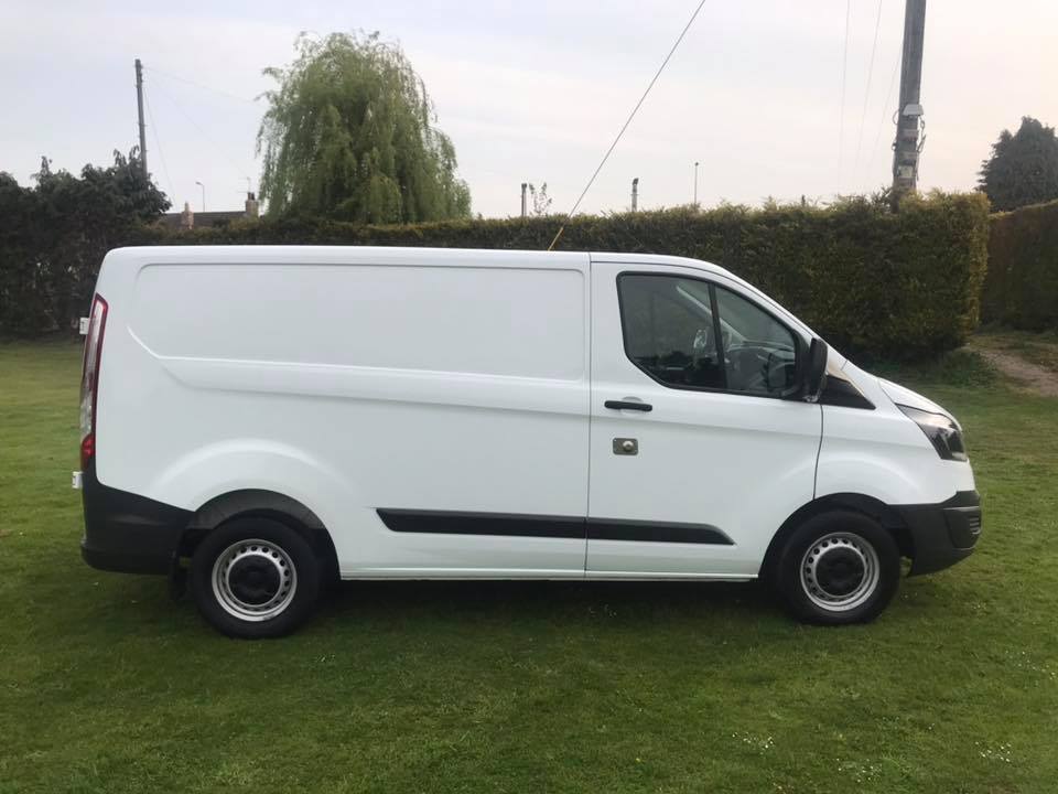 Ford Transit Custom MW66THV